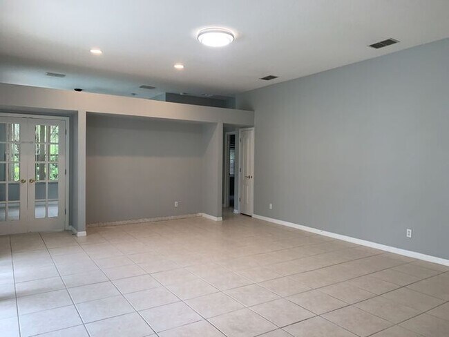 Building Photo - WEST MEADOWS - NEW TAMPA