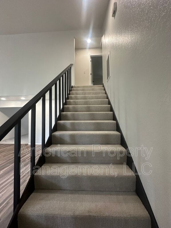 Building Photo - 6712 S 78th E Ave