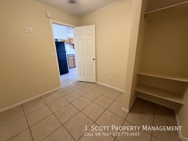 Building Photo - 1757 E Harvard St