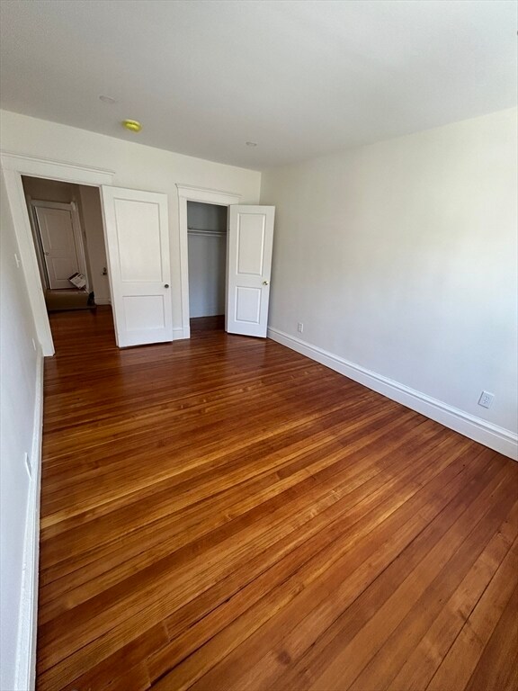 Building Photo - 105 Grovers Ave