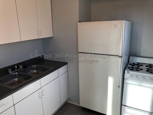 Building Photo - 722 Lime Ave