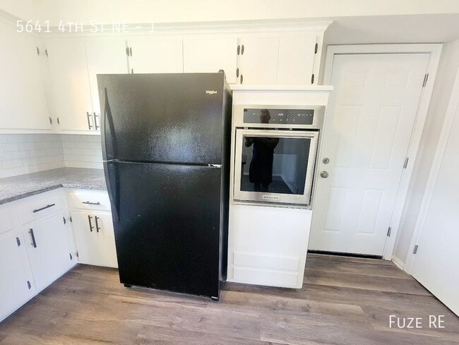 Building Photo - 5641 4th St NE