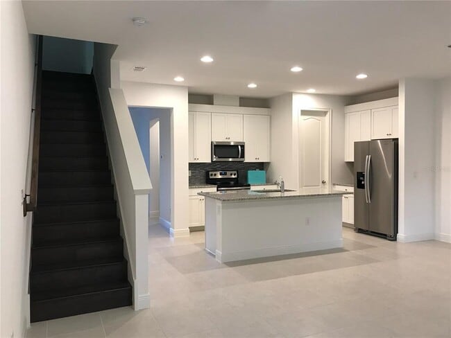 Building Photo - 15479 Sugar Citrus Dr