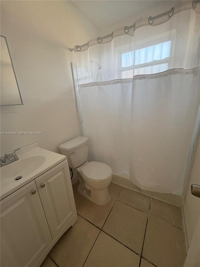 Building Photo - 920 NW 55th Ter