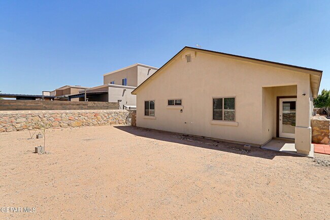 Building Photo - 14185 Charles Pollock Ave