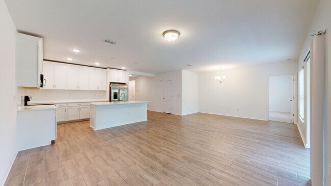Building Photo - 5410 Badini Wy