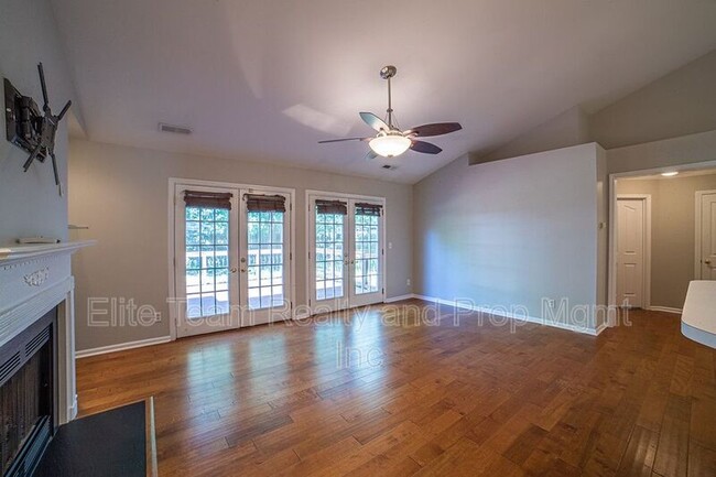 Building Photo - 3503 Brooktree Ln