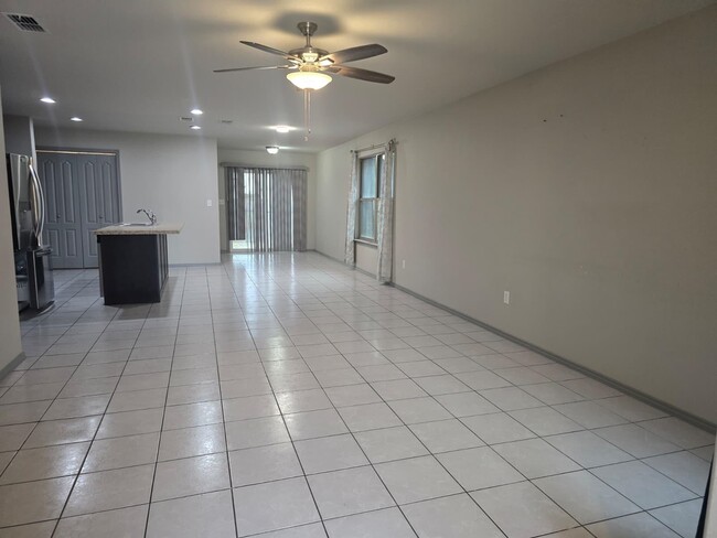 Building Photo - 3711 Santos Morales Dr