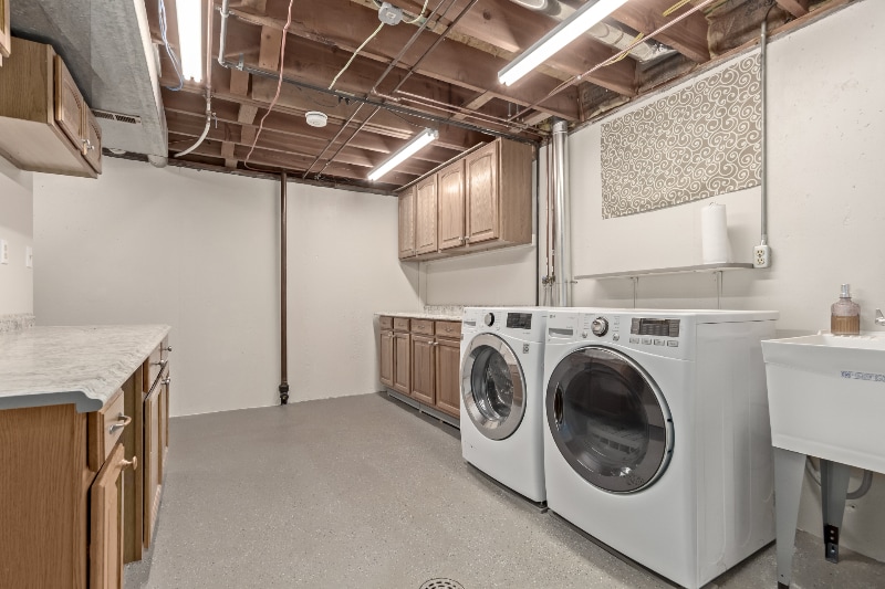 Building Photo - 12097 W New Mexico Ave