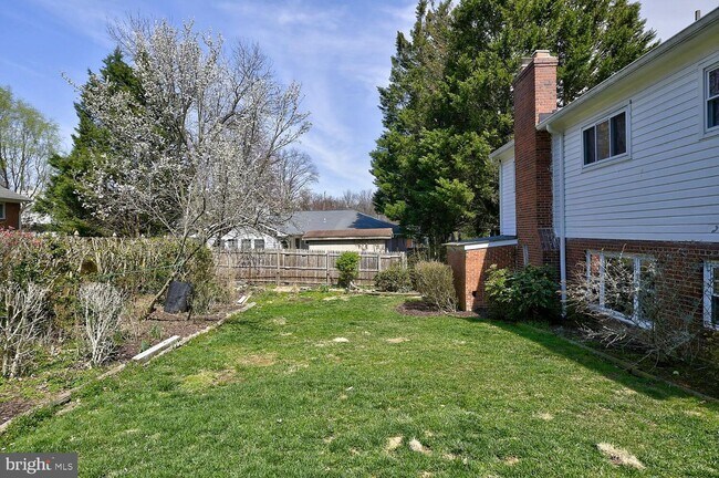 Building Photo - 4503 Gretna St