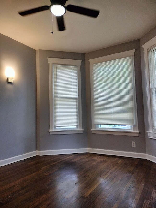 Building Photo - 6719 S Sangamon St