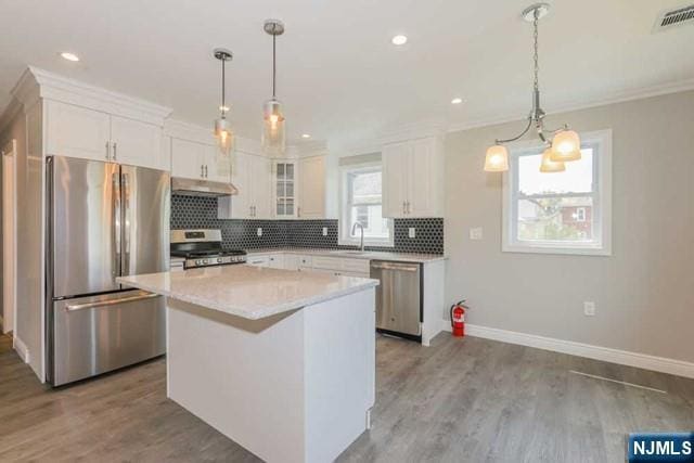 Building Photo - 24 Henry Pl