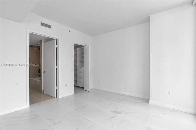 Building Photo - 1300 S Miami Ave
