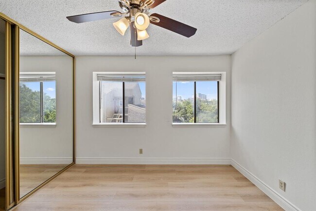Building Photo - 3115 Helms St