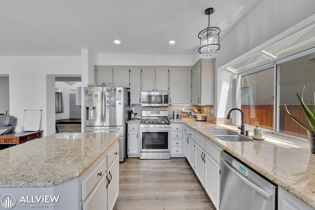 Building Photo - 2385 Country View Glen