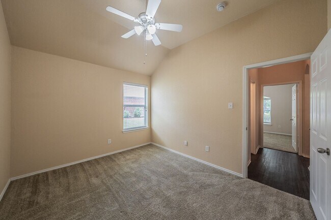 Building Photo - excellent single story home in Willow Park