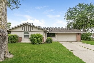 Building Photo - 5862 Brandt Pike