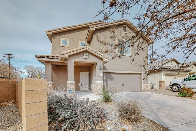Primary Photo - Move in Special 1/2 off first full month's...