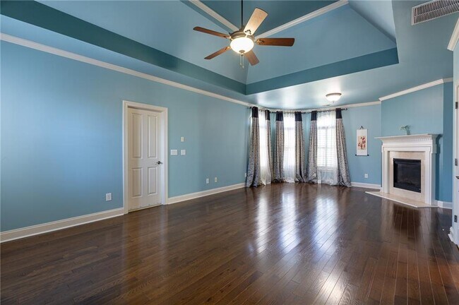 Building Photo - 2360 Manor Creek Ct