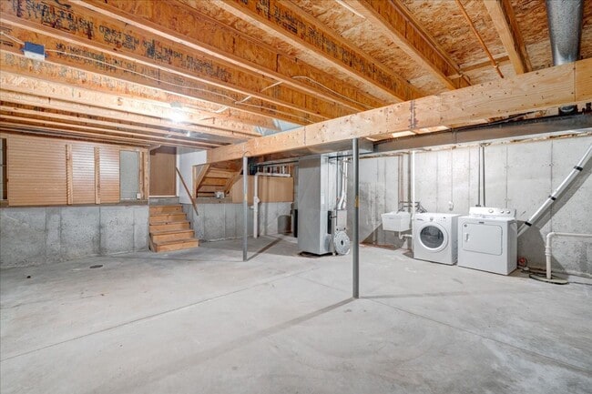 Building Photo - 2806 Wentworth Dr