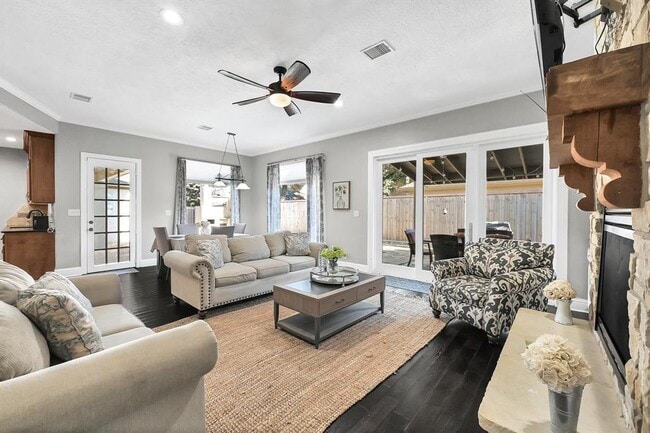 Building Photo - 3503 Highfalls Dr