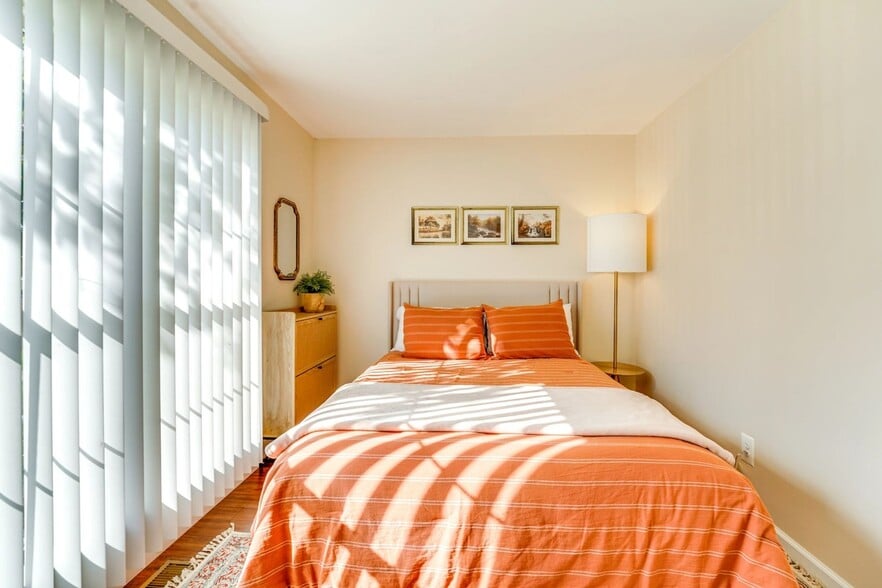 Building Photo - 8941 Shawn Dr