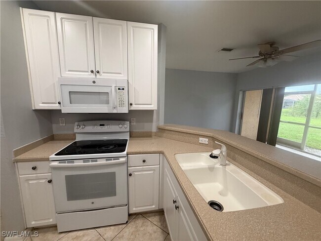 Building Photo - 8686 Athena Ct