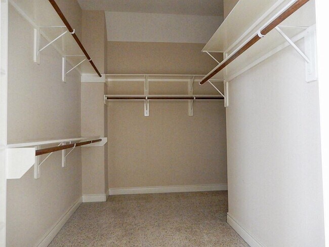 Building Photo - 1503 Paige St