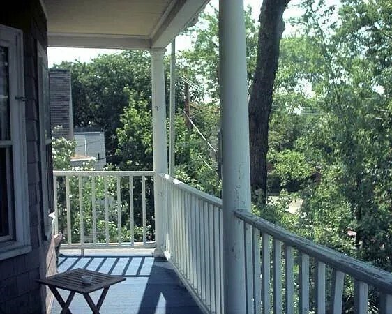 Building Photo - 21 Sartwell Ave