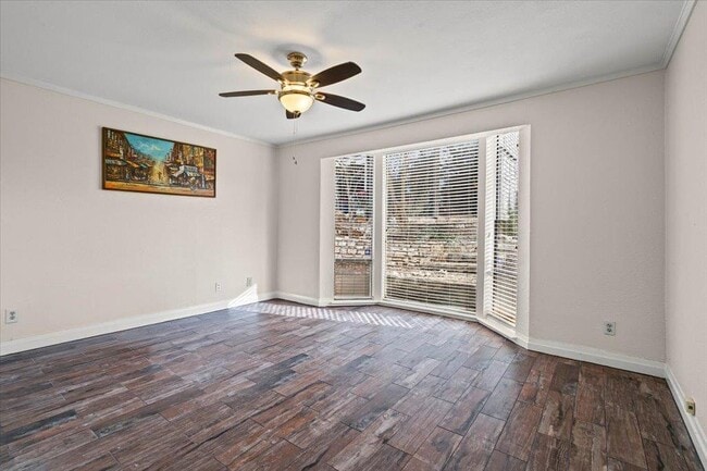 Building Photo - 143 World of Tennis Sq