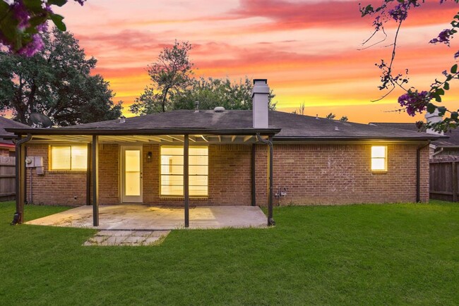 Building Photo - 5322 Finsbury Field Dr