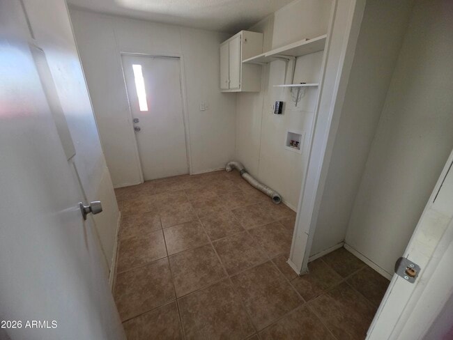 Building Photo - 1502 N 180th Dr