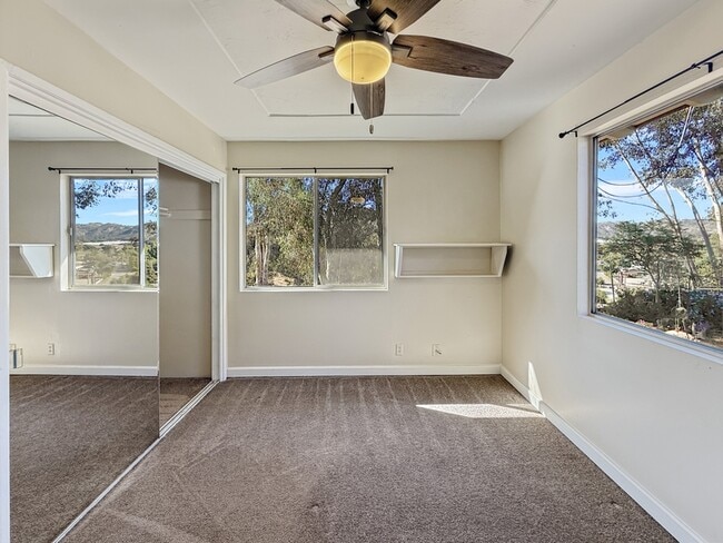 Building Photo - 3053 Quail Rd