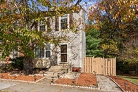 Building Photo - 7417 Wilma Ln