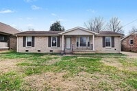 Building Photo - 3 Bedroom w/Den, 2.5 Bath-