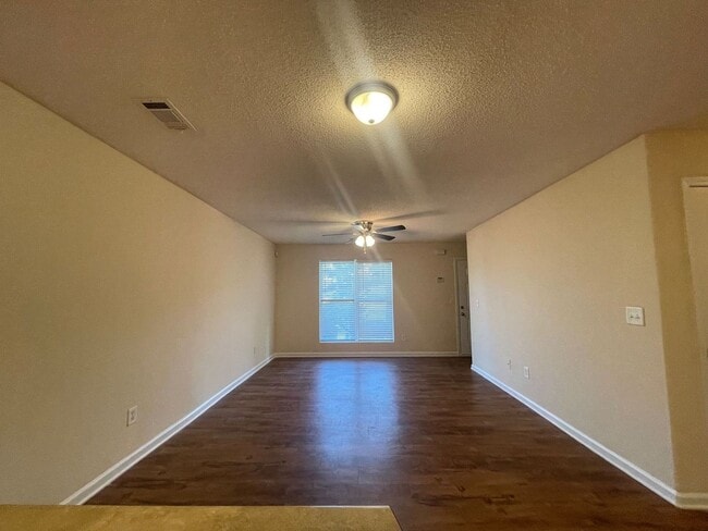 Building Photo - PRE-LEASING FOR AUGUST 2026!