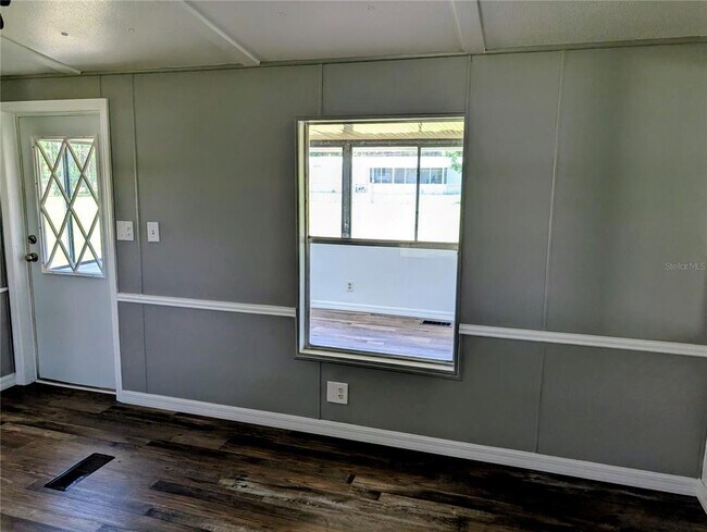 Building Photo - 36320 Grassy Hill Ln