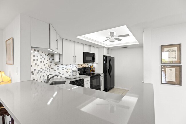 Building Photo - 2400 Presidential Way