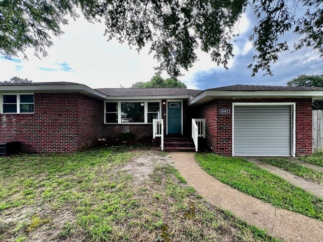 Building Photo - Charming 4 Bedroom home in Norfolk