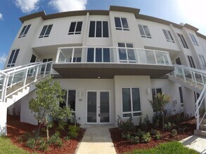 Building Photo - 6415 NW 102nd Path