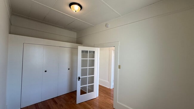 Building Photo - Epic REA - Expansive 2BD/ 1BA with Huge Garage in the Outer Mission