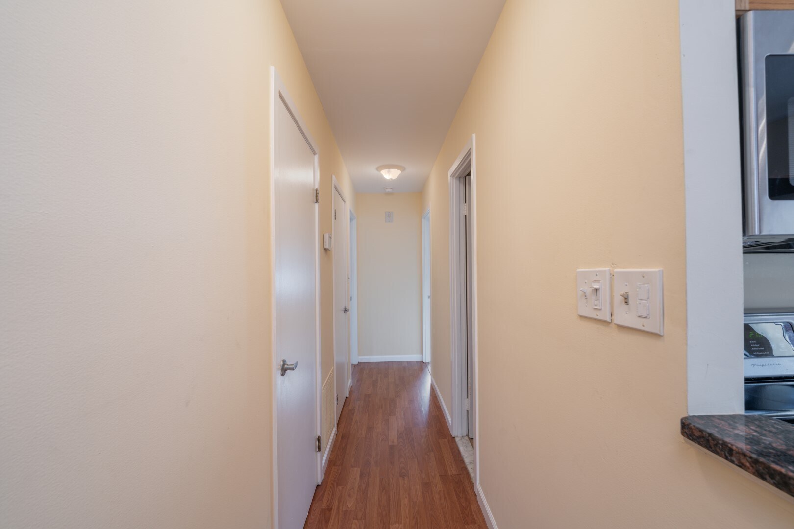 Building Photo - 35 Andrew Pl