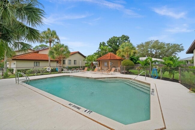 Building Photo - 804 Sorrento Pl