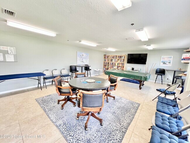 Building Photo - 425 Buchanan Ave