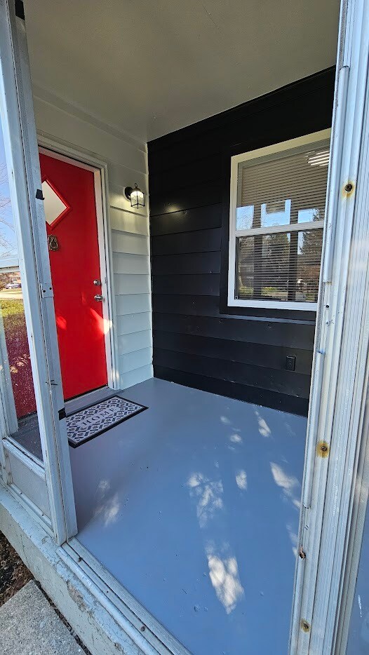 Building Photo - 47 S Brentwood Ave