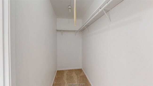 Building Photo - 506 Clay St