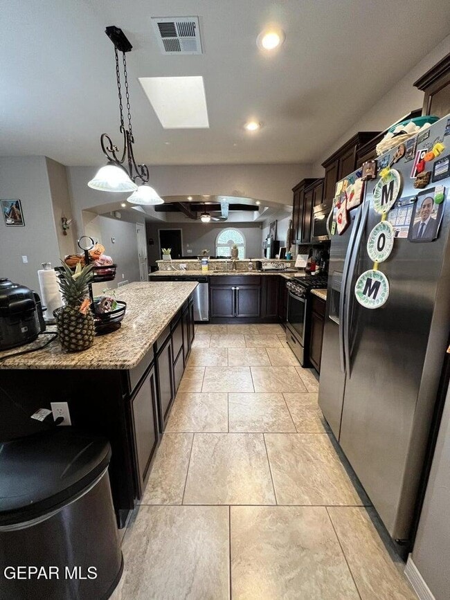 Building Photo - 14664 Igor Kaleri Ave