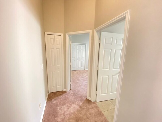 Building Photo - 9729 Pecky Cypress Way