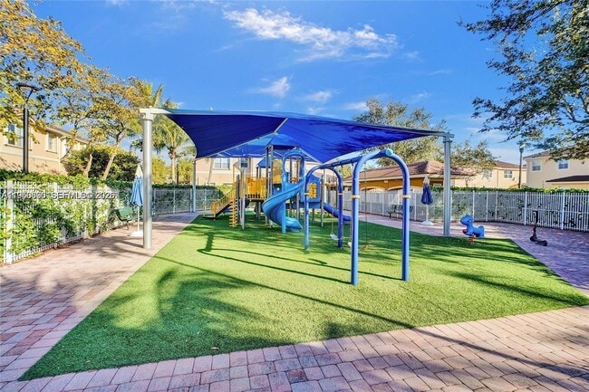 Building Photo - 12193 SW 124th Ct