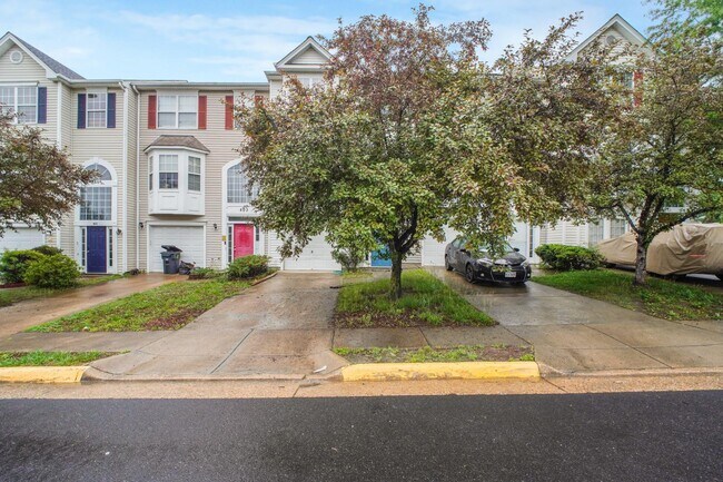 Building Photo - 405 Donelson Loop